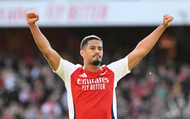 William Saliba – 7: Ngôi sao người Pháp thực sự khiến lão tướng Jamie Vardy bên phía Leicester trải qua trận đấu ác mộng. Thể hình cao lớn giúp Saliba giành phần lớn thắng lợi ở các pha tranh chấp với Vardy.